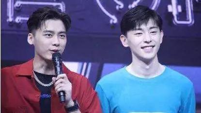 吃瓜娱乐大会,揭秘娱乐圈幕后故事,带你领略明星真实一面